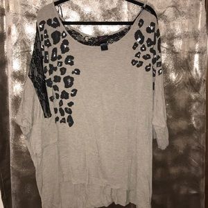 Torrid 4x Gray Silver black lace 3/4 sleeve top